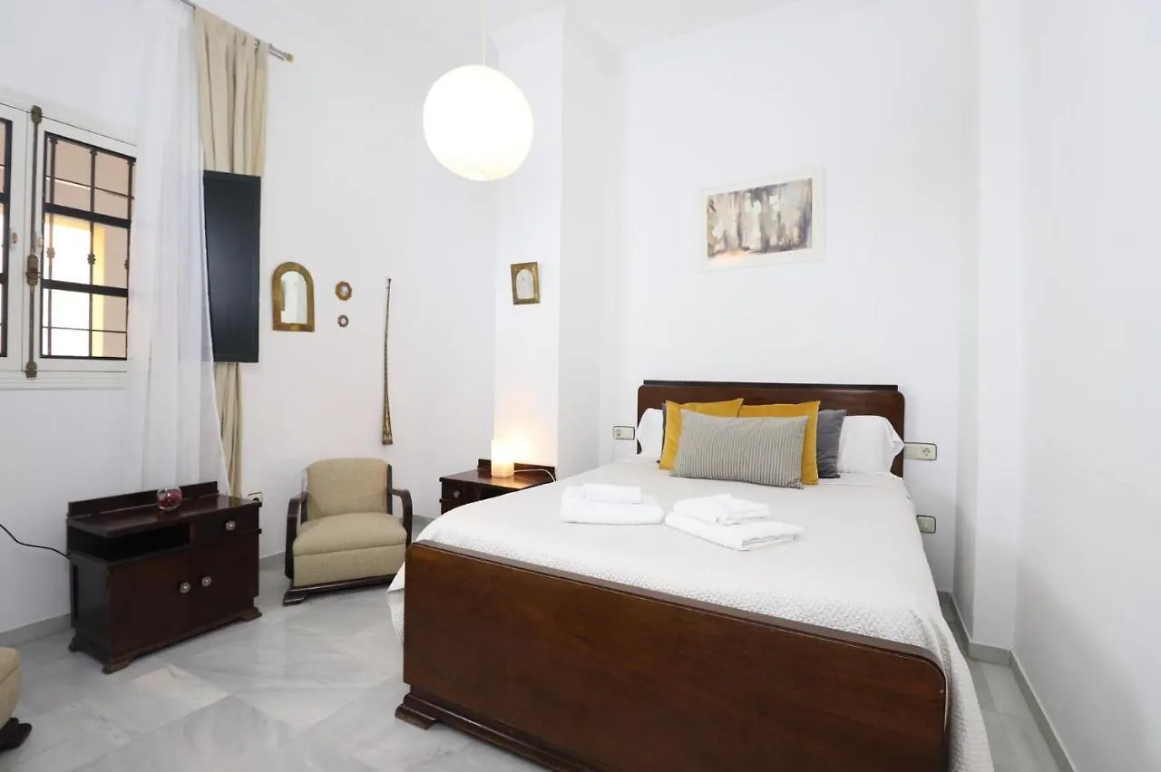 Apartamento San Vicente Hotel Seville
